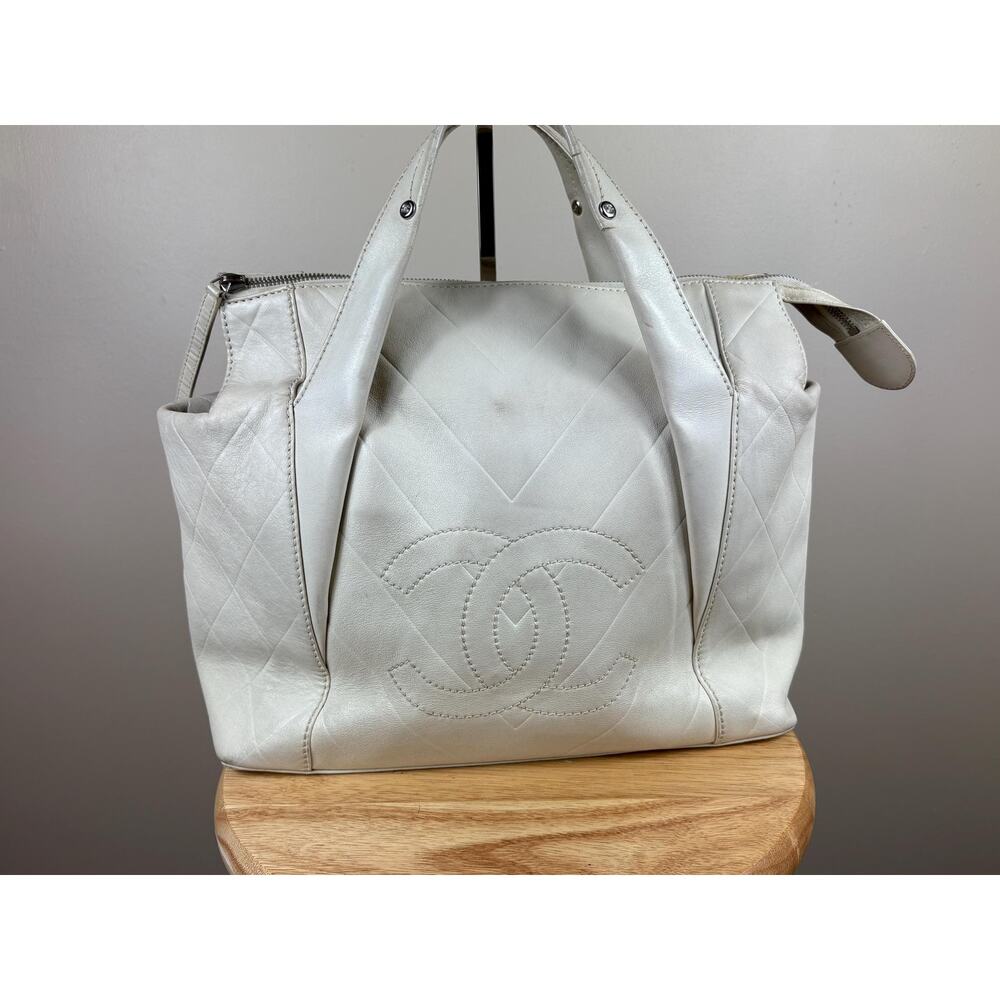Authentic Chanel Vintage White All Day Top Handle Bag